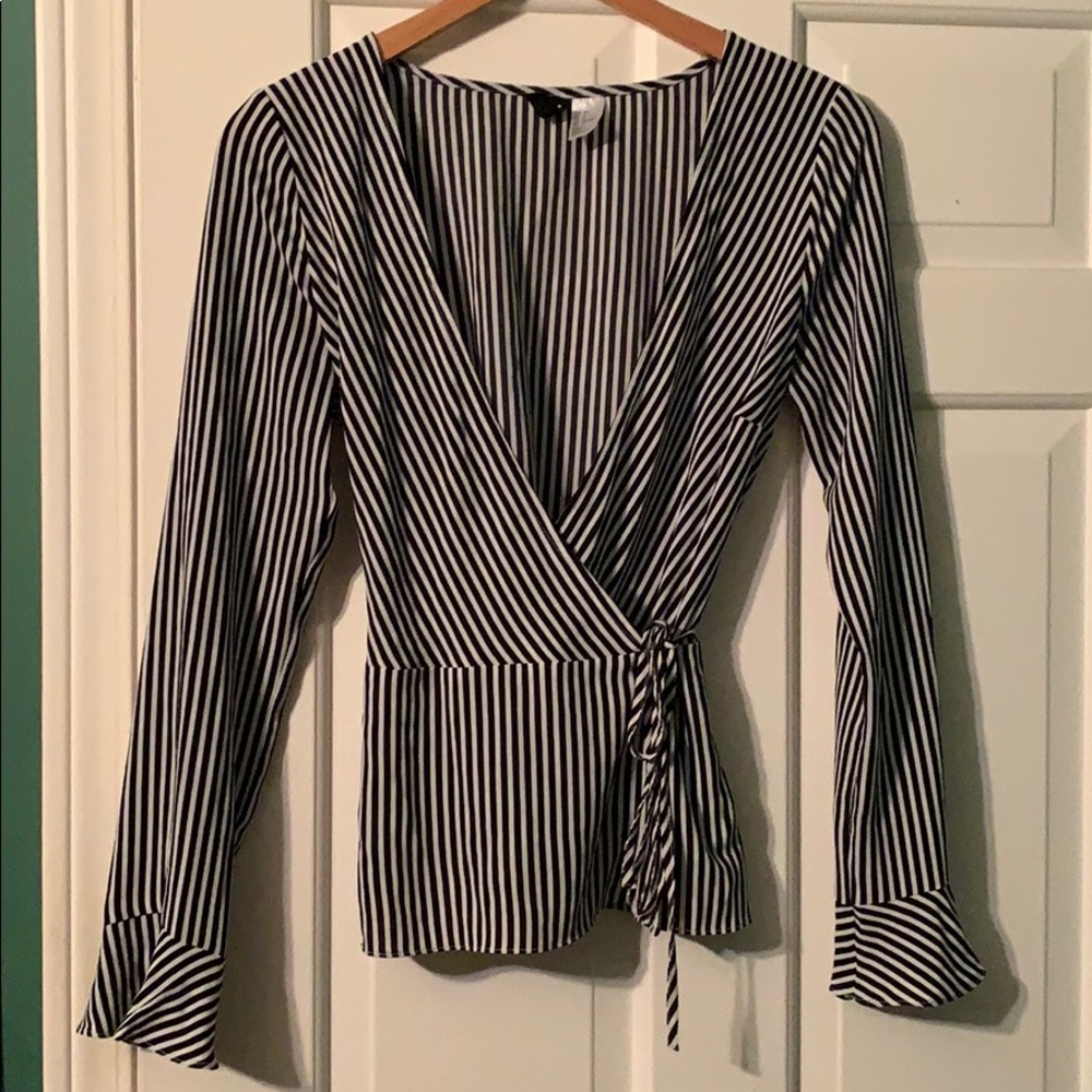 Long sleeve, tie up blouse